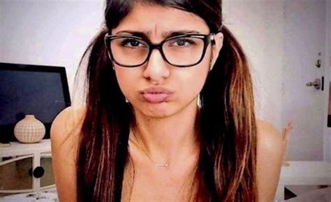 mia khalifa onlyfan|Mia Khalifa Onlyfans Porn Videos